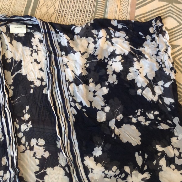 Elevenses Kimono - Picture 6 of 7